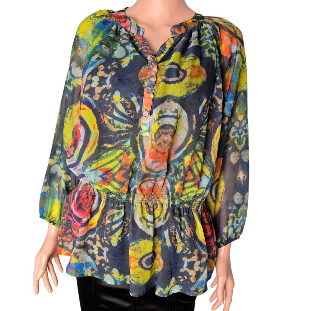Urban Mango Women M Multicolor Abstract Kaleidoscope Peplum Smocked Henley Top